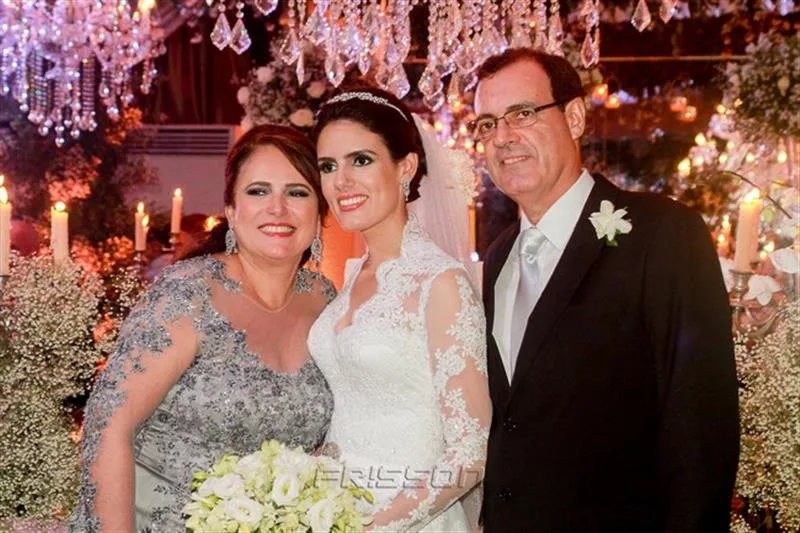 Ana Luiza, Carla e Urbano Costa Lima