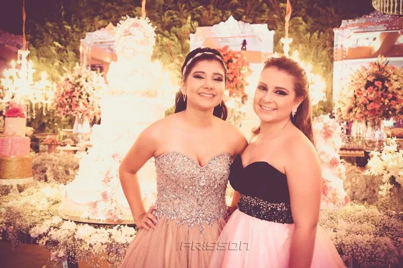 Aline e Amanda Kato