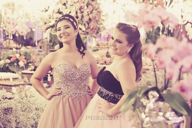 Aline e Amanda Kato
