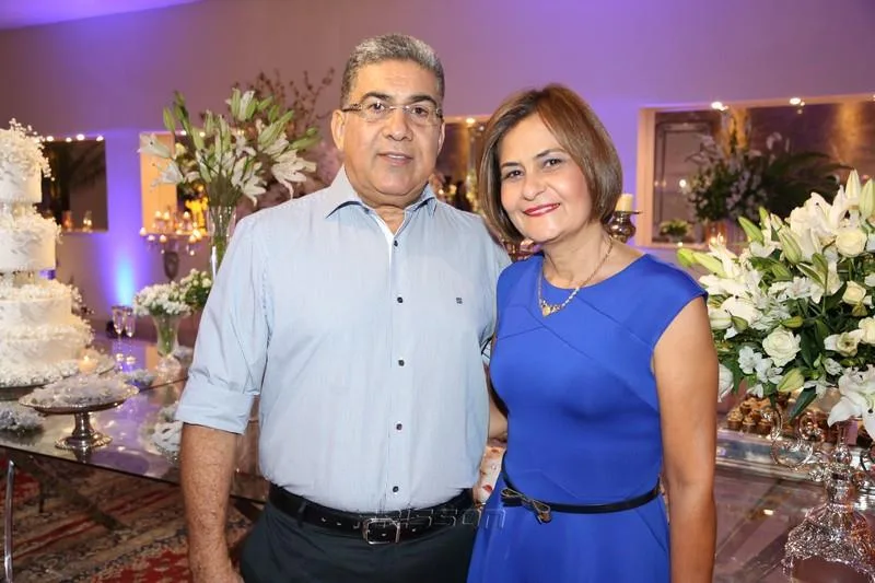 Antônio Junior e Verônica Veríssimo