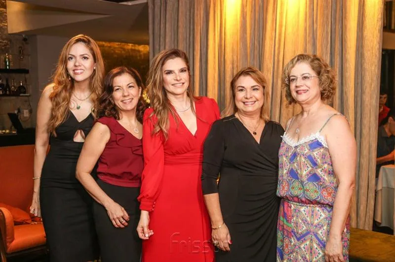 Ana Flávia Torquato, Eveline Fontenele, Fabiana Lustosa, Silvana Linhares e Rejane Magalhães