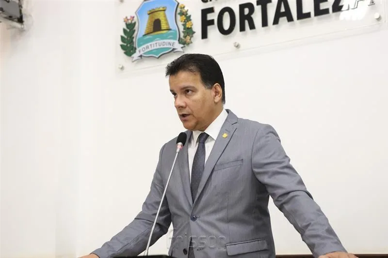 Esio Feitosa