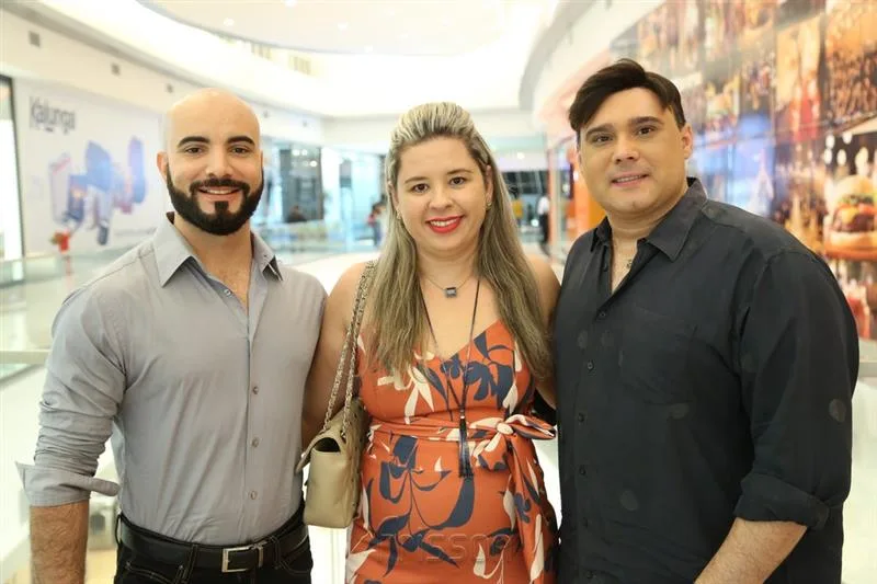 Alan Rocha, Camilla Ximenes e Julio Macedo