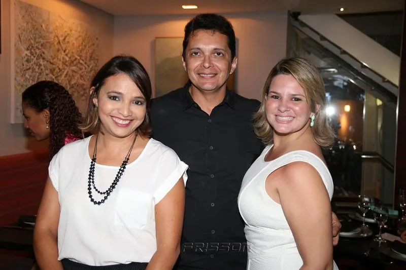 Carol Crisóstomo, Armando César e Alessandra Viana
