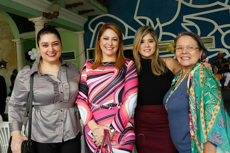 Aline Oliveira, Raquel Philomeno, Roberta Vasques e Mônica Barroso