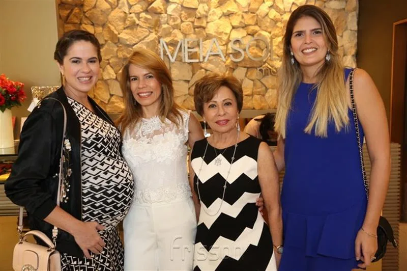 Amanda Viana, Maira Silva, Tane Albuquerque e Karina Jalles