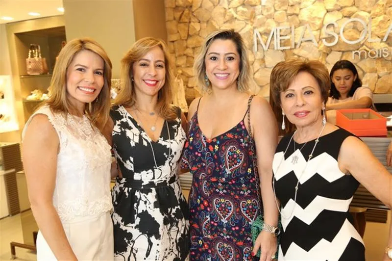 Maira Silva, Leticia Macedo e Andrea Coelho e Tane Albuquerque