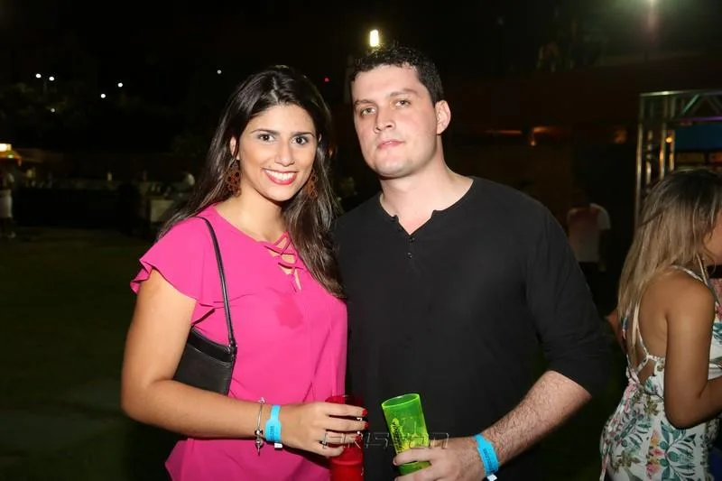 Adriana Castro e Felipe Holanda