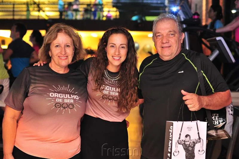 Annette de Castro, Sasha Reeves e Waldo Santos