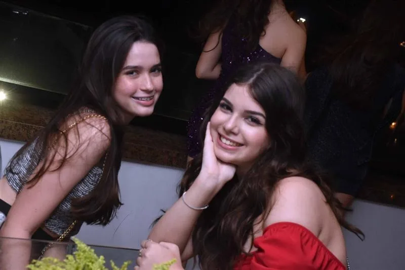 Lívia Linhares e Valentina Mota