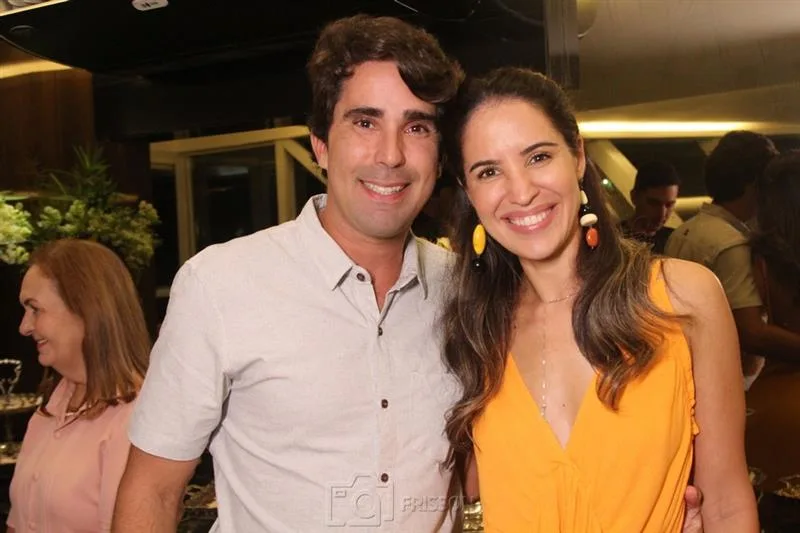 Alex Jota Ere e Stefanny Pinheiro