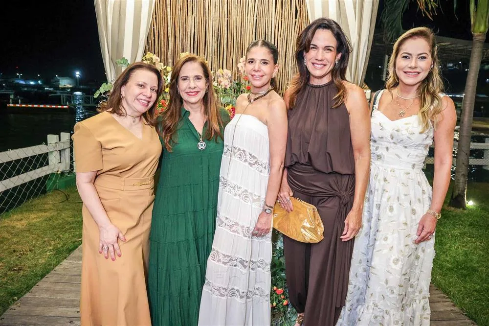Anazelia Gadelha, Martinha Assunção, Maria Lucia Negrão, Ana Virginia Martins e Talyzie Mihaliuc