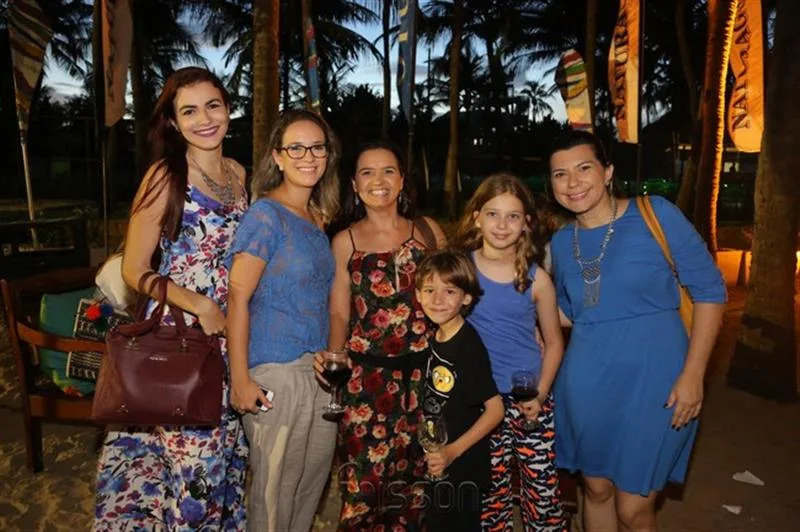Ana Livia Menezes, Loreta Ximenes, Melissa, Lucas, Marina Lefor e Malu Silva