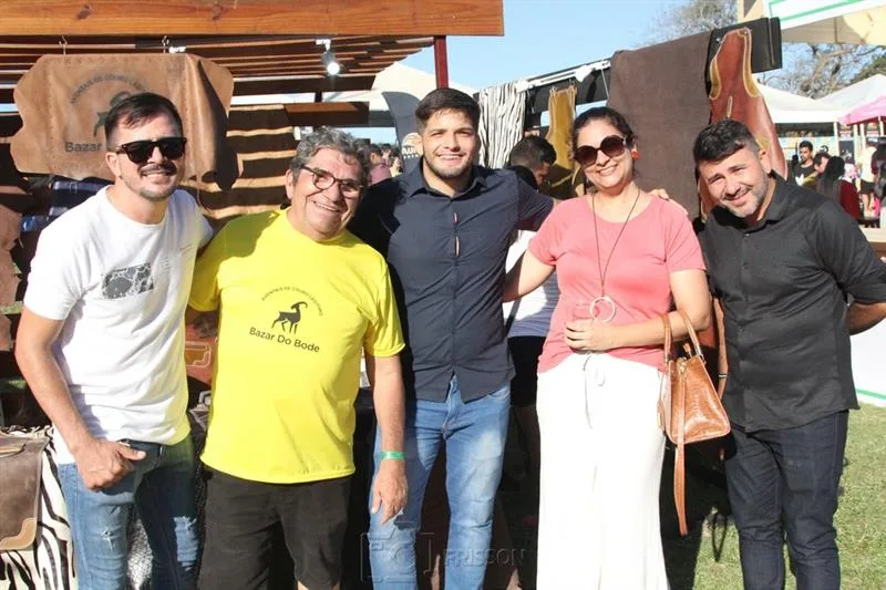 Alexandre Costa, Alberto Bodi, Nayron Icaro, Erica Rosalgo e Adriano Costa