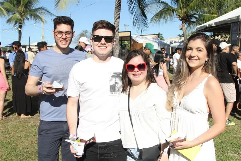 Augusto Spineli, Pedro Vasques, Lara e Livia Chaves