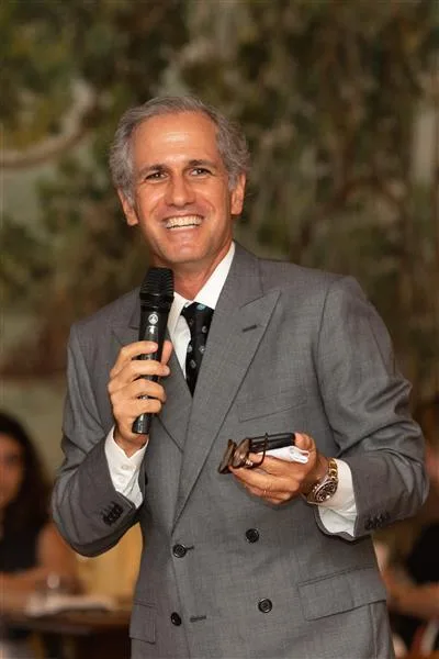 André Bichucher1