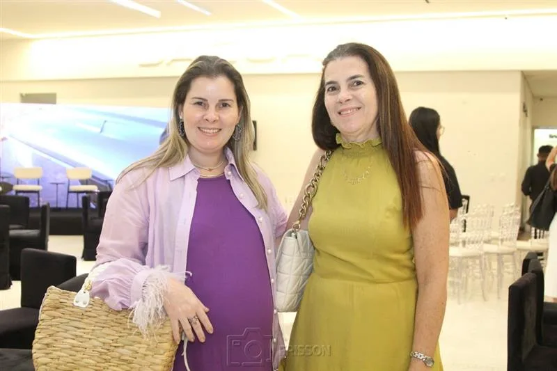 Adriana Loureiro e Isabella Brasil