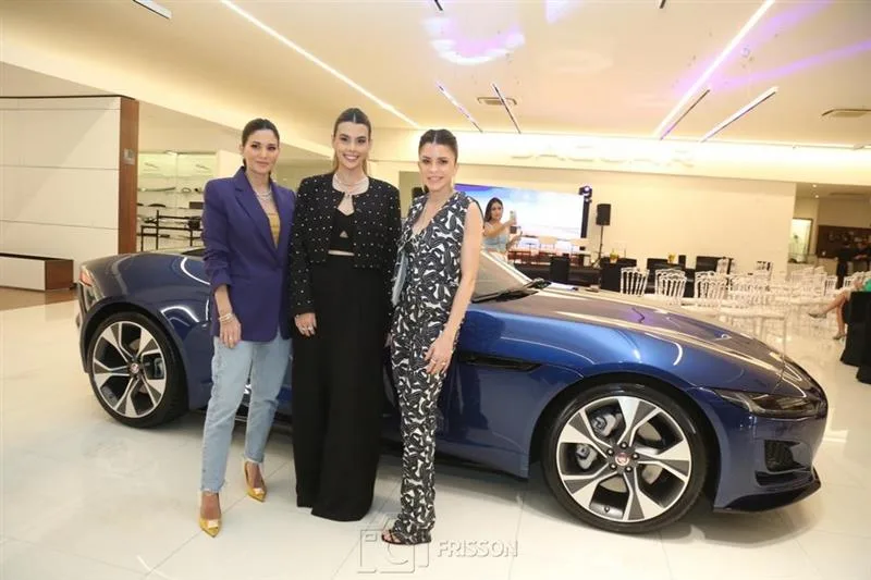 Aline Pinho, Camila Melo e Tatiana Machado