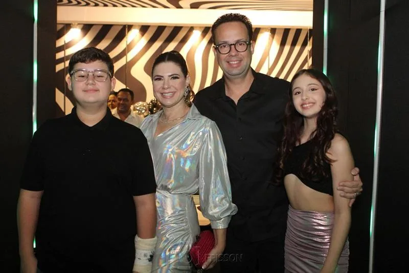 Assis, Ana, Daniel Joca e Aninha