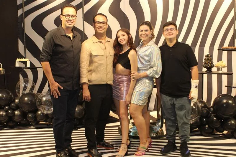 Daniel, Raphael, Aninha, Ana e Assis Joca
