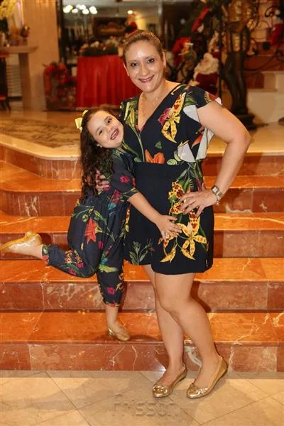 Ledinha e Sarah Craveiro