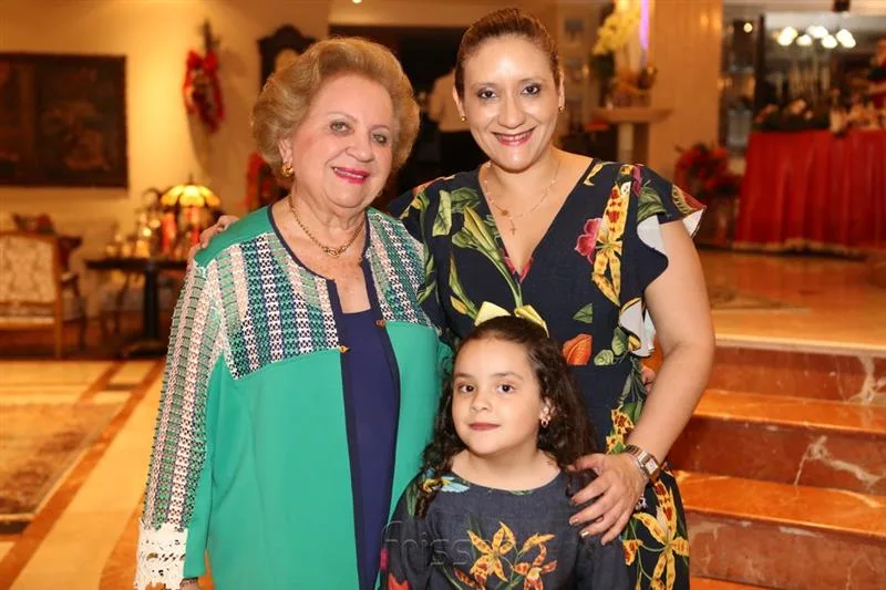 Leda, Ledinha e Sarah Craveiro