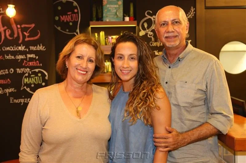 Annete, Sasha e Marcos de Castro
