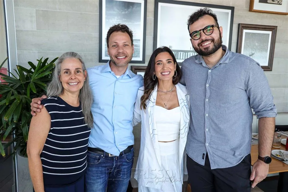 Biia Sales, Lincoln Lepri, Renata Marinho e Vinícius Macedo