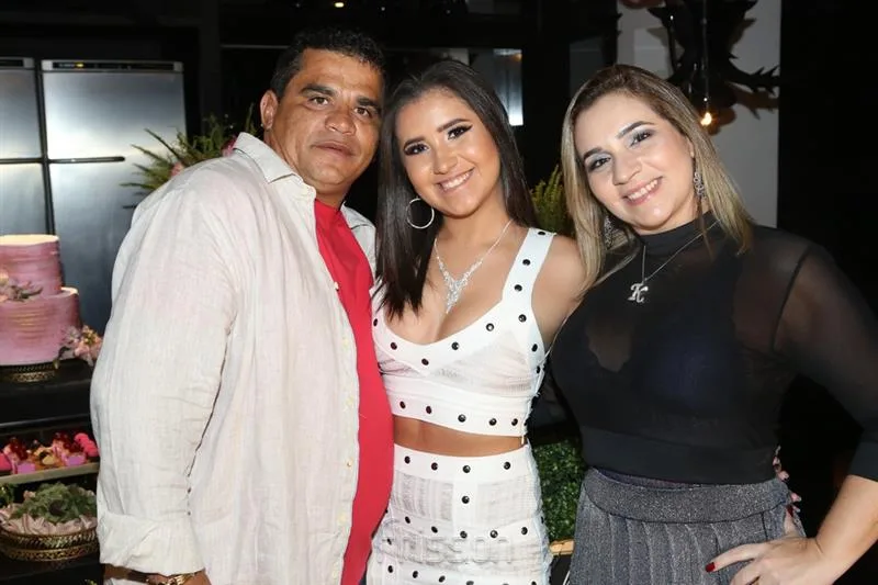 Adalberto Costa, Ana Clara e Danielle Walraven