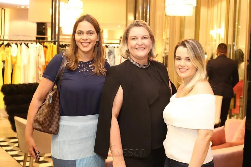Cláudia Camille, Elaine Nobre e Angélica Gurgel