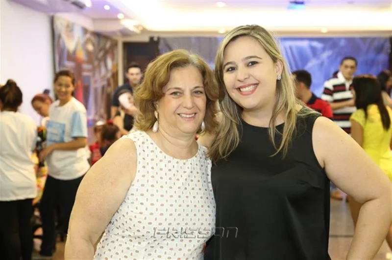 Cláudia e Juliana Pinheiro
