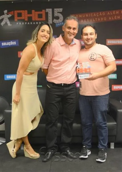 Carina Salgado e Paulo Henrique Donato com Danilo Avelino