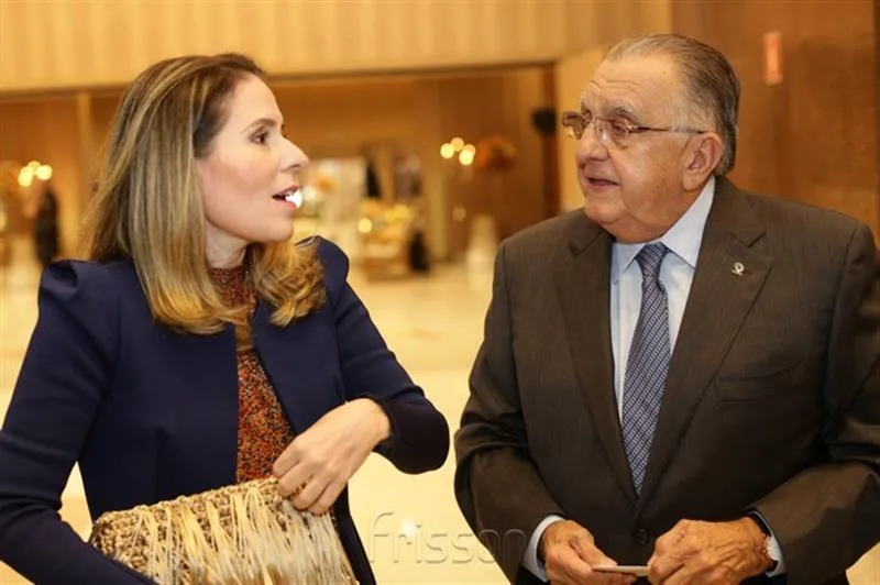 Aguida Moniz e João Carlos Paes Mendonça