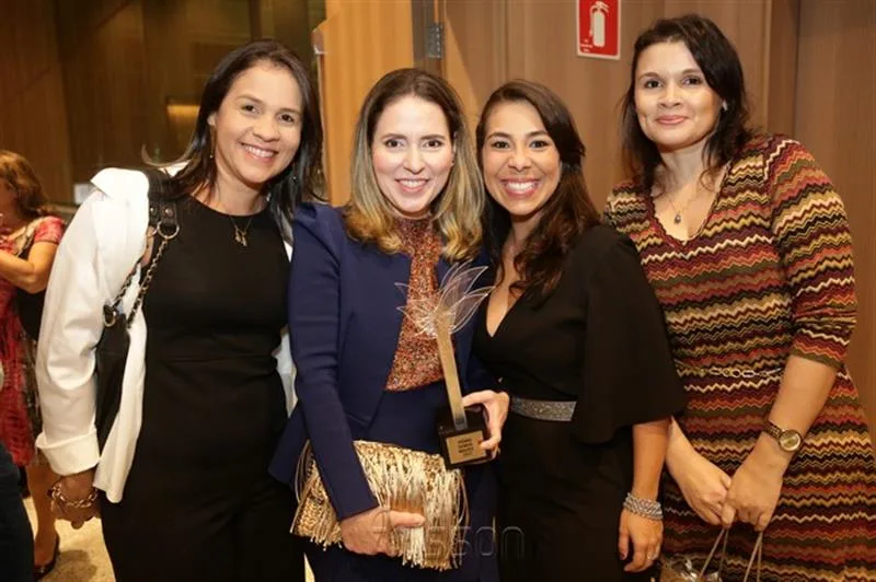 Aline Pereira, Aguida Muniz, Gisela Gomes e Quelvia Martins