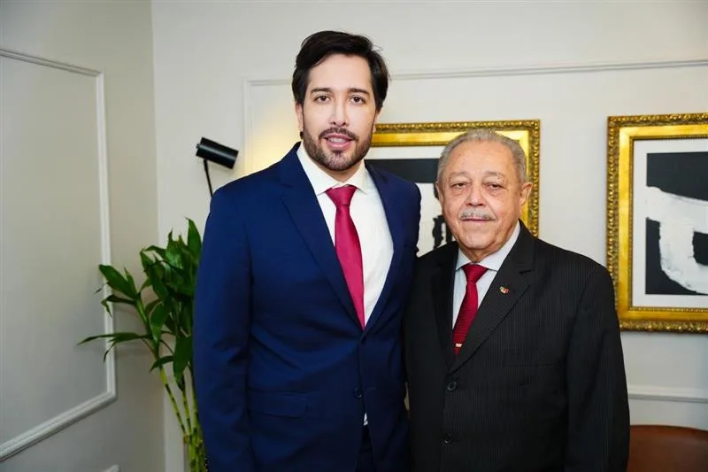 Caio Mendes e Mário Gurtyev