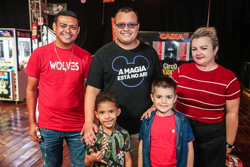 Antonio Erivelton, Igor Silveira, Ana Pontes, Antonio Everson e Fernando Pontes