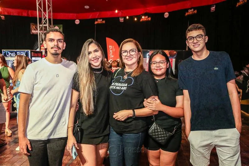Bruno Moreira, Barbara Andrade, Irani Moreira, Yasmim Pereira e Gabriel Moreira