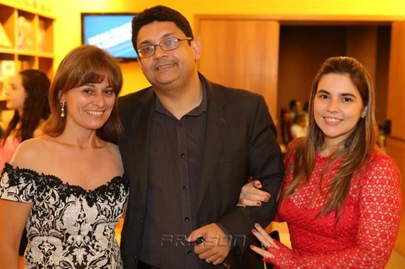 Ana Lucia Bastos, Bruno e Juliana Queiroz