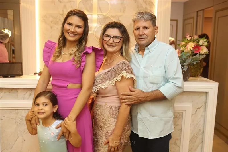 Cecília, Etianne Bartz, Ednelsa Andrade e José Marisaldo