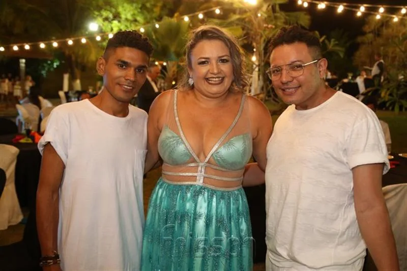 Alex Benevenuto, Julia Cardoso e Alavic Soares