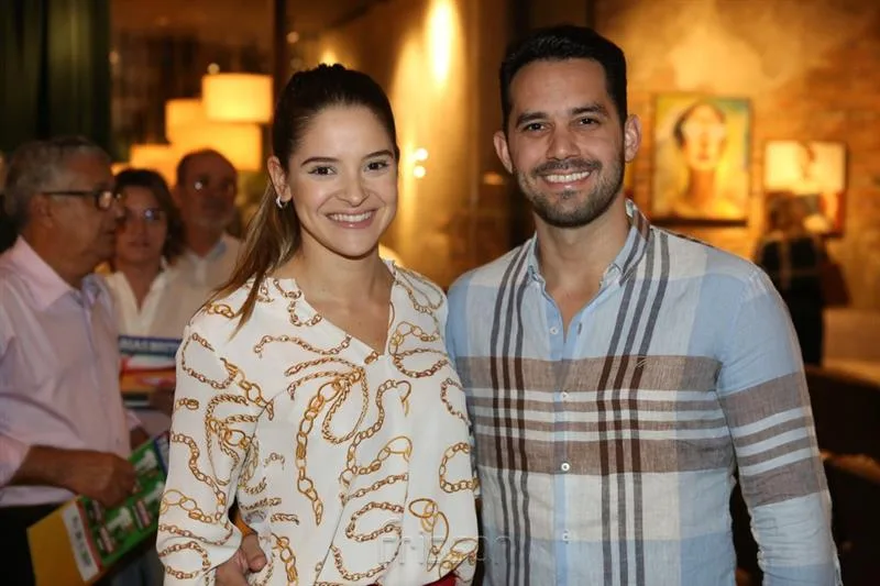 Caroline Alencar e Felipe Monteiro