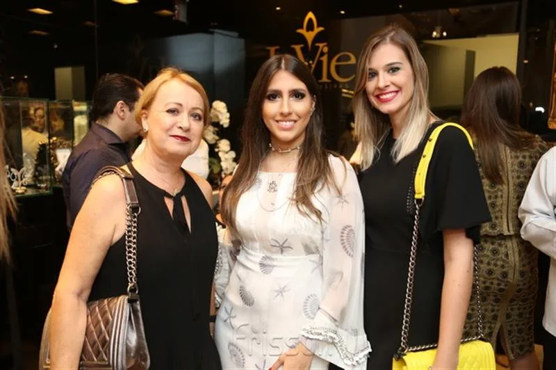 Ana Cristina Tardivo, Tayra Romcy e Nicole Oliva