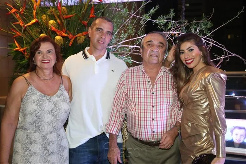Angela, Igor Parente, Glauco Barros e Nicole Parente