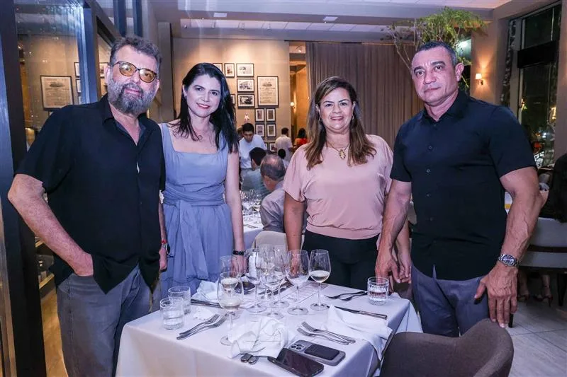 Danilo Arruda, Hissa Tavares, Silvana e Flavio Sobral