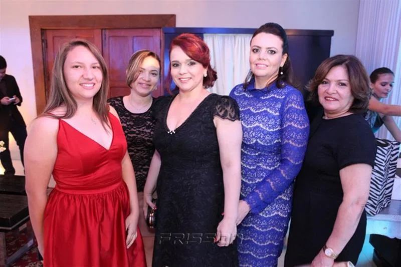 Camila Maria, Leilane Porto, Ana Virginia, Ana Roberta e Neide Medeiros