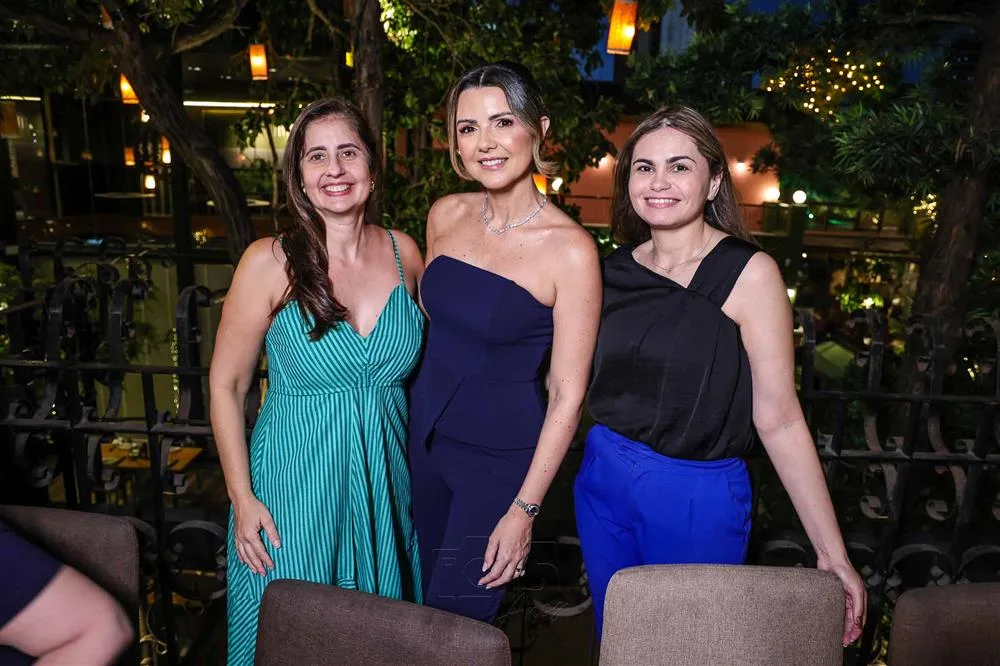 Ana Carolina Pinho, Ana Cândida Araújo e Karla Frota