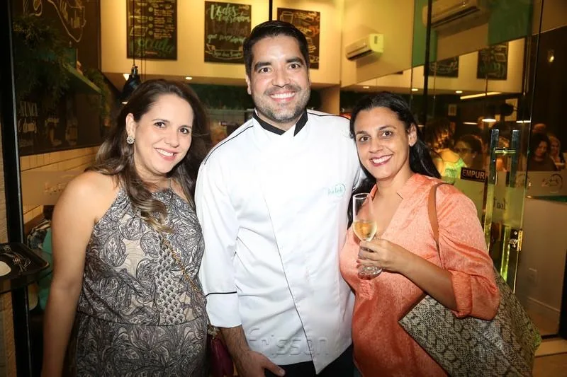 Andréa Padilha, Rodrigo Portela e Carolina Batista