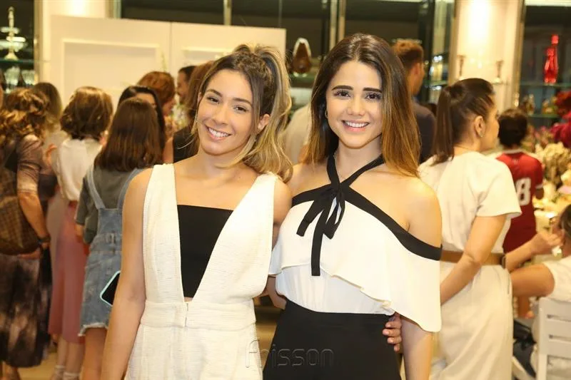 Amanda Telles e Carol Freitas