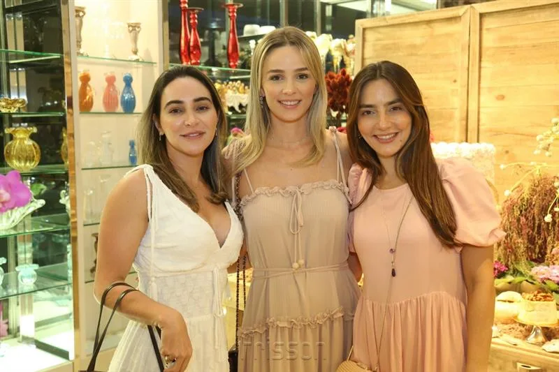Ana Aguiar, Tarcia Ferreira e Lara Romcy