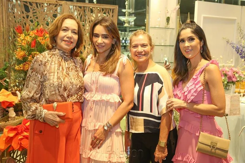 Ana Alcântara, Camila Quinderé, Ana Pinto e Manoela de Castro